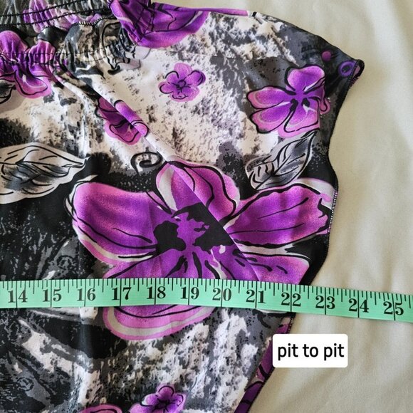 Women's Purple Floral Sleeveless Tunic Top - Picture 12 of 13